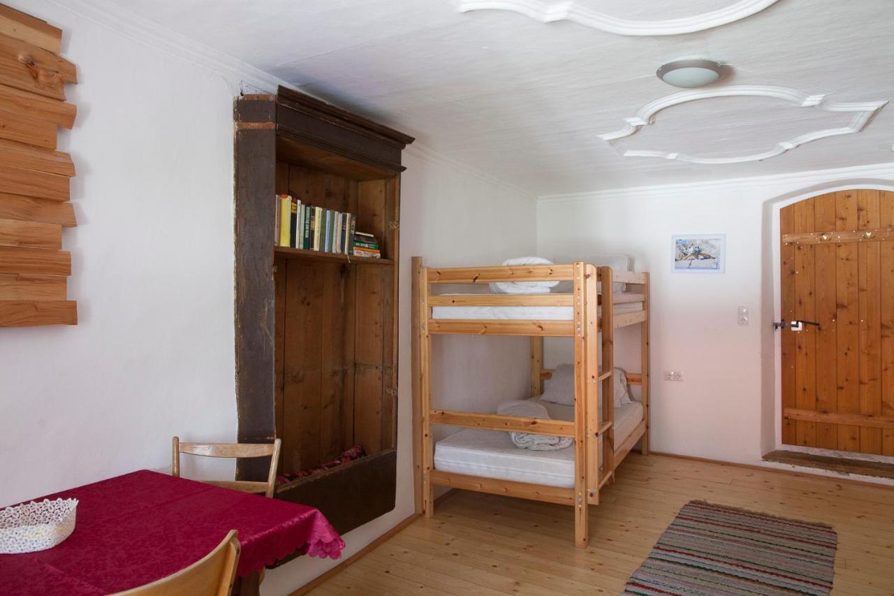 Romedihof Backpacker Hostel Karrösten Esterno foto